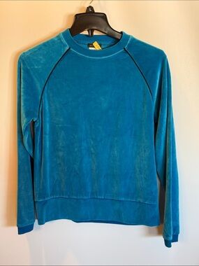 Vintage Harvé Benard Woman's Teal Velour Crewneck Sweater size: M